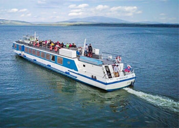 Vyhliadkové plavby po Oravskej priehrade